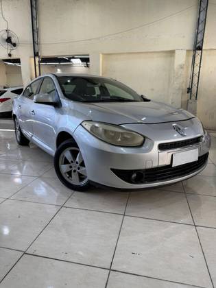 RENAULT FLUENCE 2.0 DYNAMIQUE 16V FLEX 4P AUTOMÁTICO RENAULT FLUENCE 2.0 DYNAMIQUE 16V FLEX 4P AUTOMÁTICO